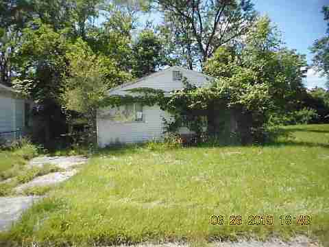 18017 Gilchrist (1)_m.jpg